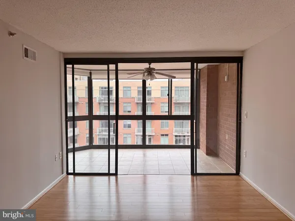 $2,700 | 1001 North Randolph Street, Unit 905, Arlington, VA 22201