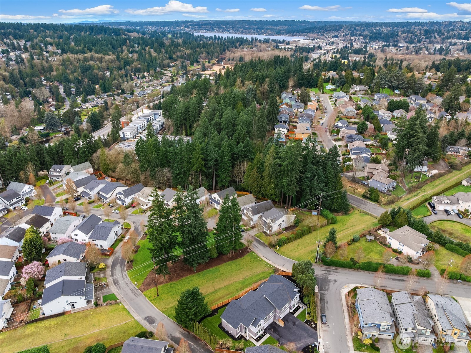 9207 Northeast 175th Street, Unit A Bothell, WA 98011 - Photo 36 of 38
