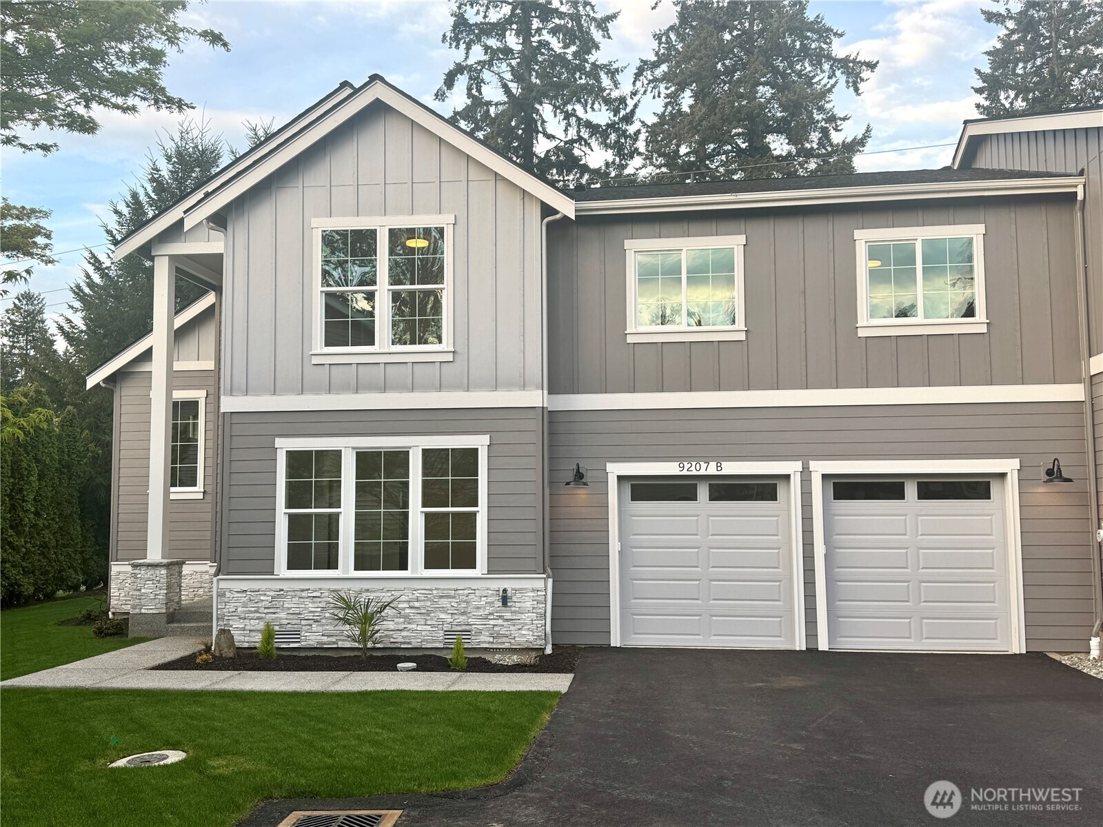 9207 Northeast 175th Street, Unit A Bothell, WA 98011 - Photo 40 of 40