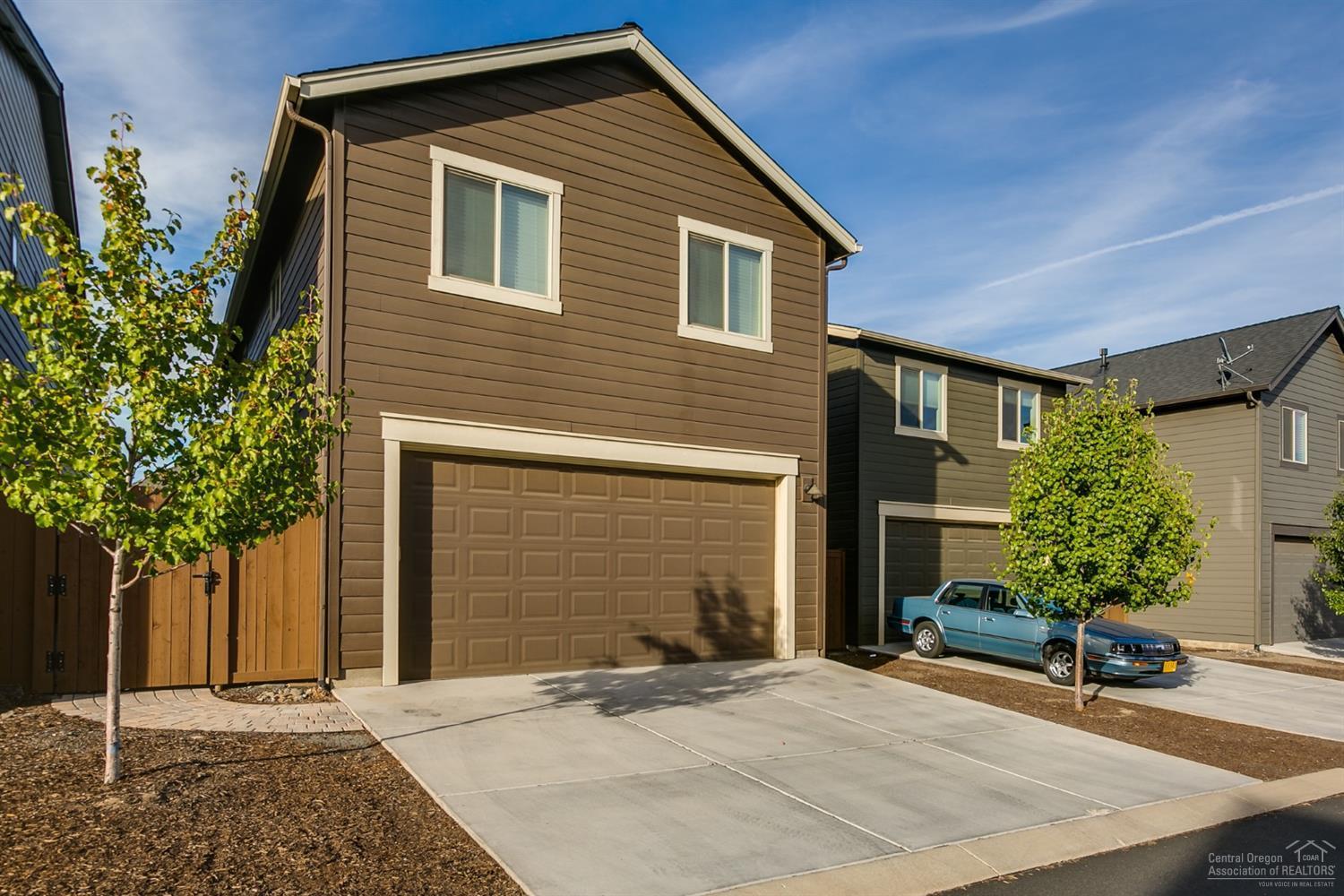 20795 Smoke Stack Lane Bend, OR 97701 - Photo 5 of 24 Additional Photo