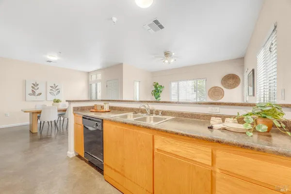 $615,000 | 455 Sequoia Lane, Sebastopol, CA 95472