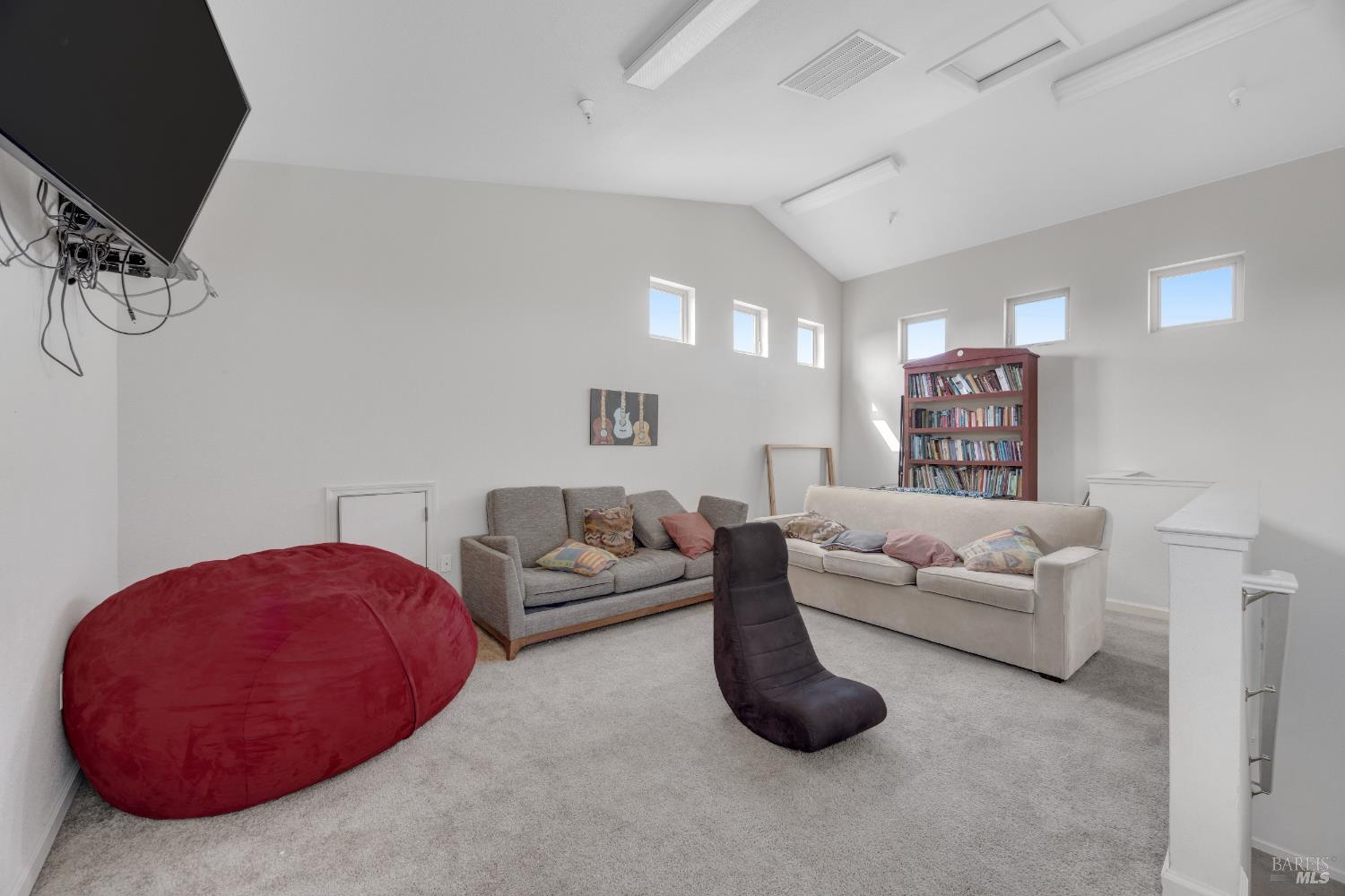 455 Sequoia Lane Sebastopol, CA 95472 - Photo 41 of 47 Common House - media/TV lounge