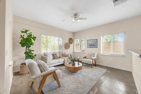 $615,000 | 455 Sequoia Lane, Sebastopol, CA 95472