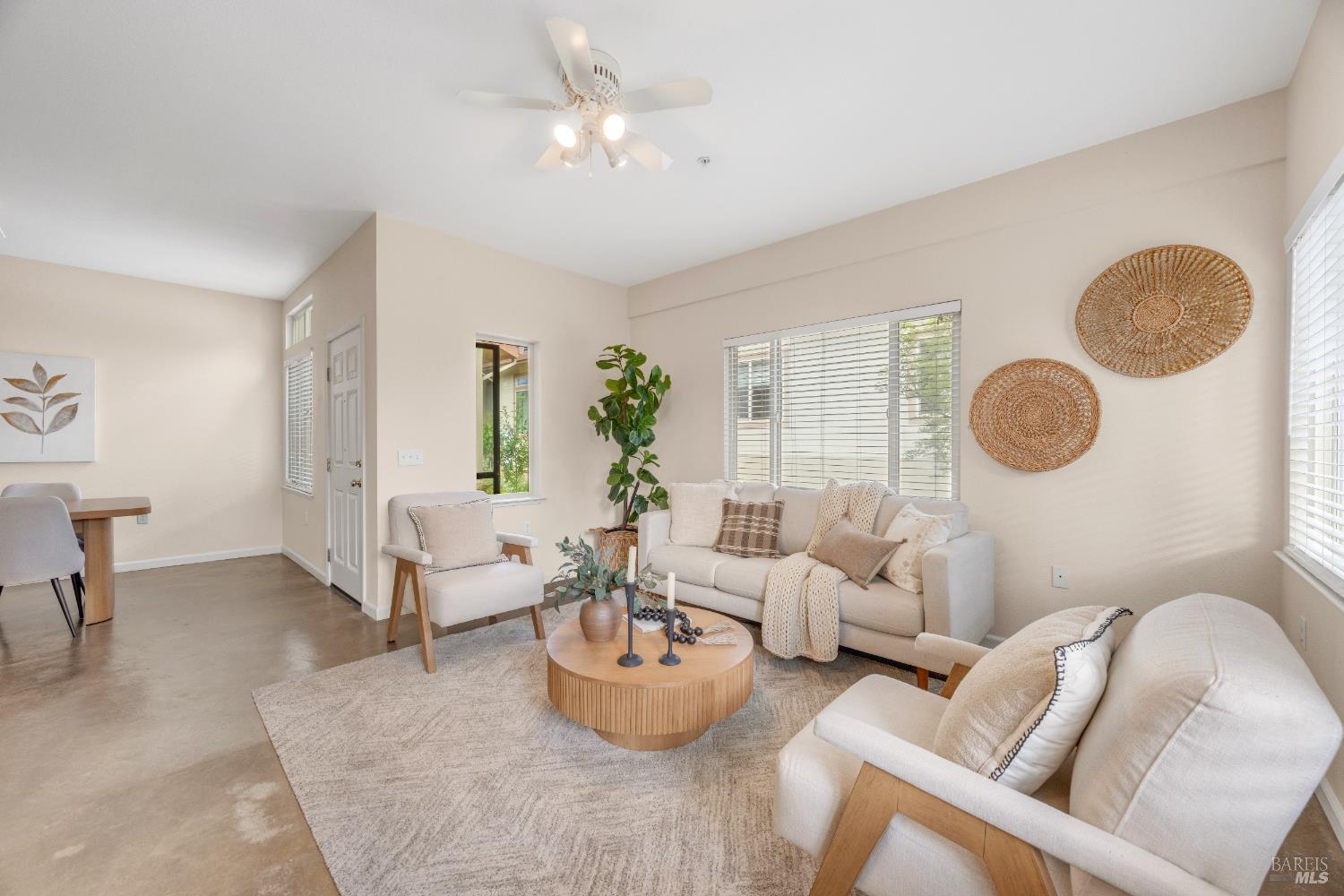 455 Sequoia Lane Sebastopol, CA 95472 - Photo 9 of 47