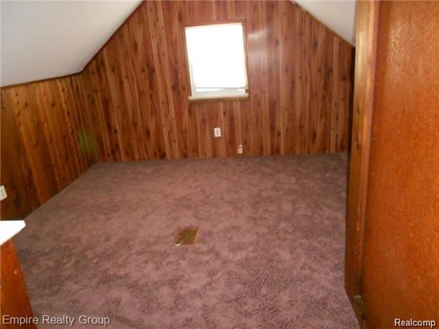 6326 Schaefer Road Dearborn, MI 48126 - Photo 6 of 7 SCHAEFER 5.jpg