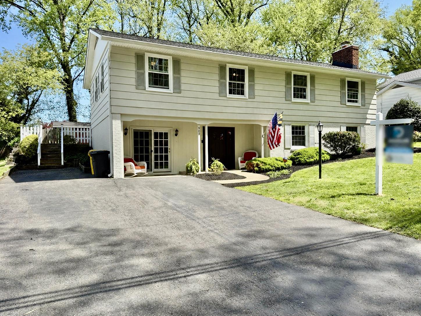 Charming home with inviting curb appeal!