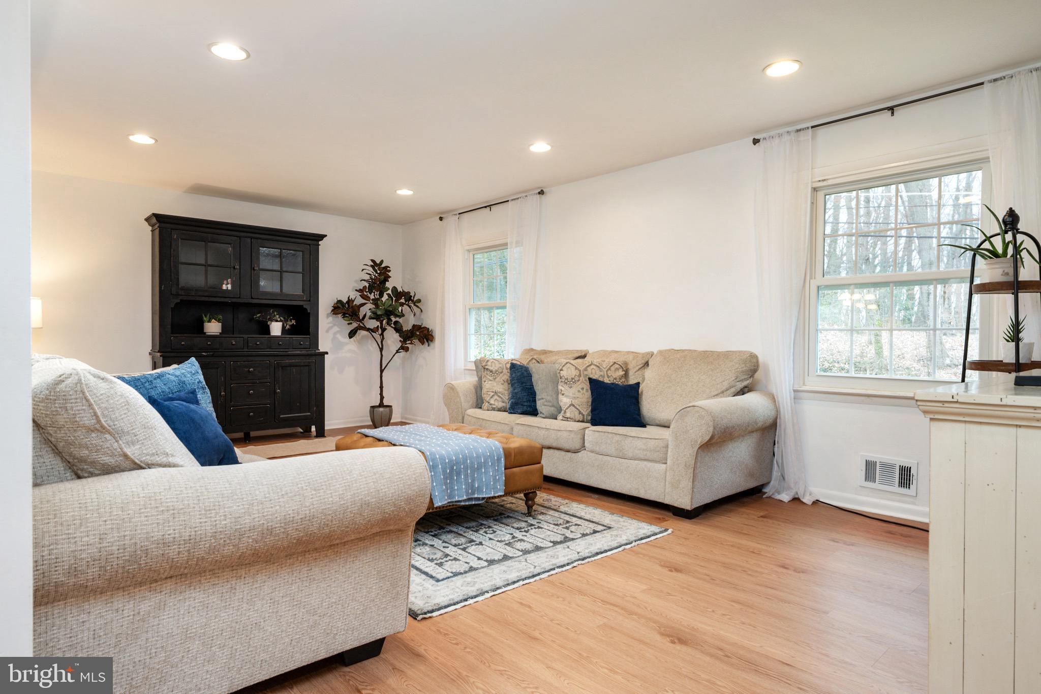 903 Old County Road Severna Park, MD 21146 - Photo 11 of 33
