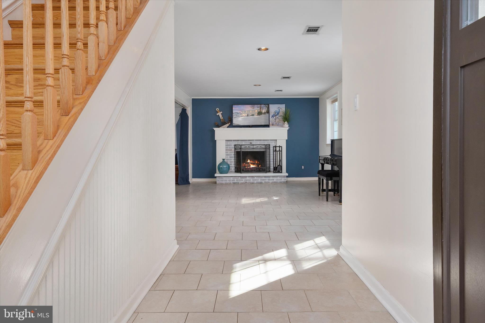 903 Old County Road Severna Park, MD 21146 - Photo 8 of 33