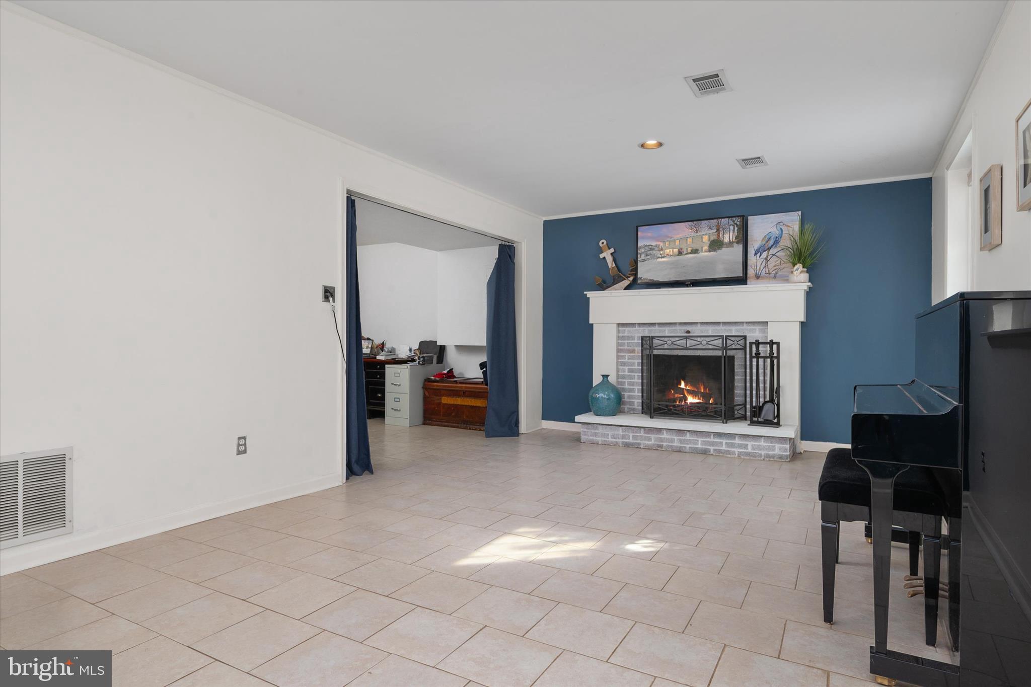 903 Old County Road Severna Park, MD 21146 - Photo 8 of 36