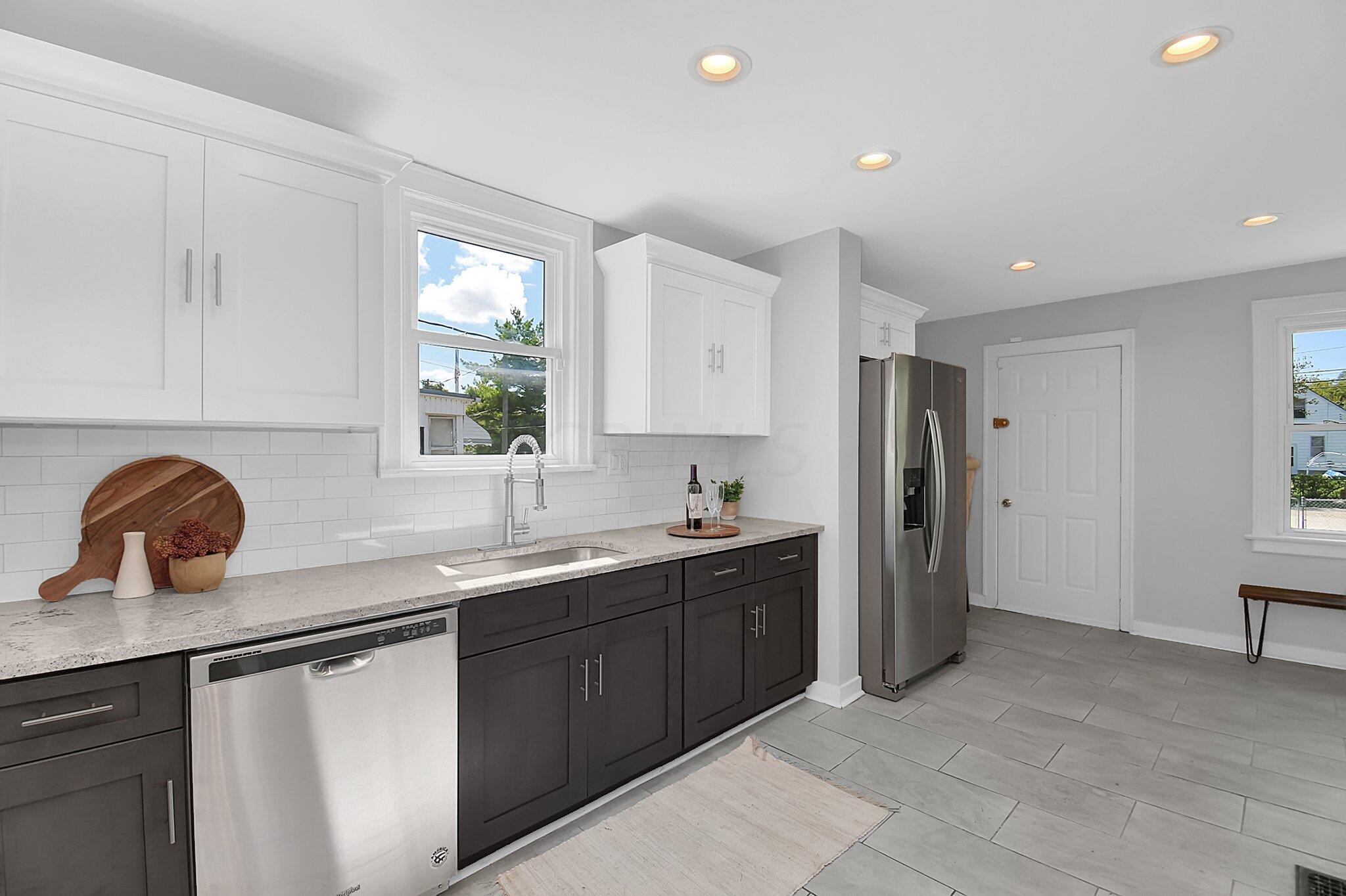 1199 Lockbourne Road Columbus, OH 43206 - Photo 12 of 33 12-web-or-mls-1199-lockbourne-rd