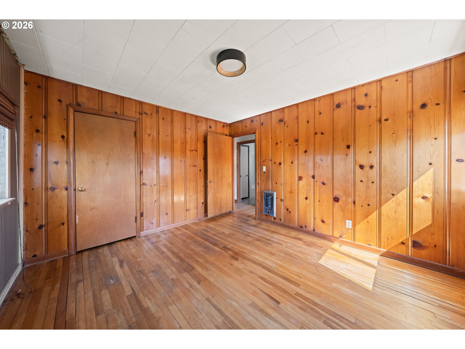 422 2nd Avenue Riddle, OR 97469 - Photo 28 of 46 Bedroom