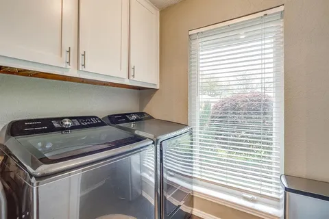 $389,990 | 1026 Hazelwood Drive, Mansfield, TX 76063