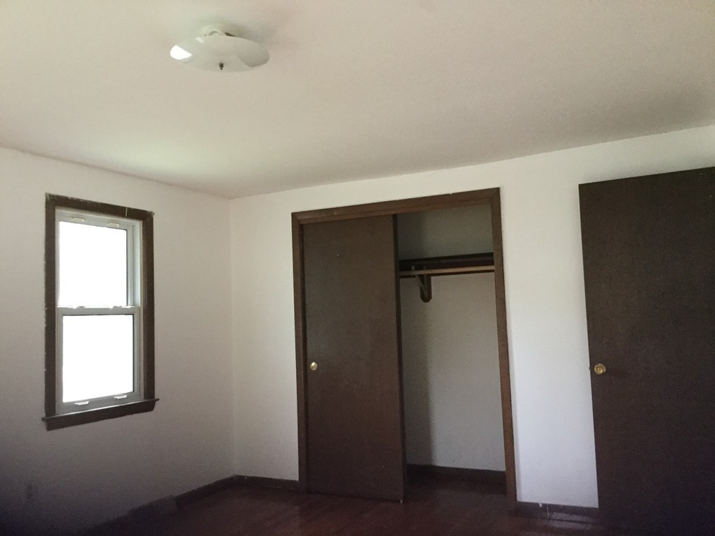 45 Leatherleaf Drive Springfield, MA 01109 - Photo 4 of 16 Gallery Image 4