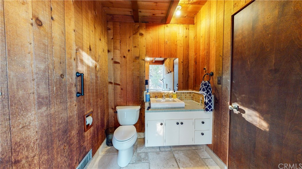 4669 Webb Canyon Road Claremont, CA 91711 - Photo 26 of 62 Bathroom - Main House