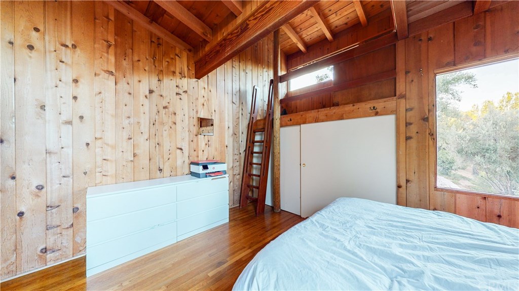 4669 Webb Canyon Road Claremont, CA 91711 - Photo 36 of 62 Bedroom 3 - Main House