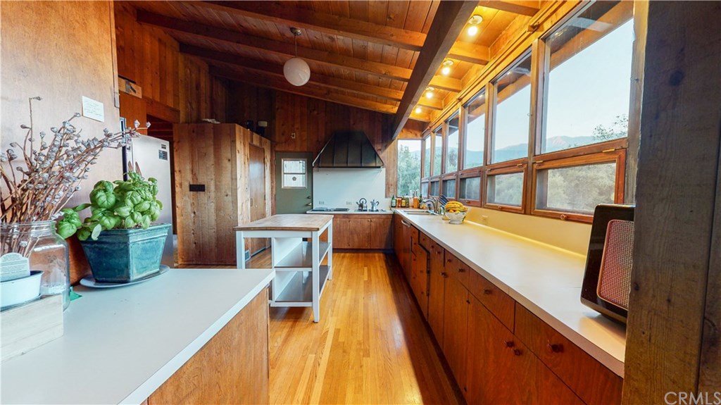 4669 Webb Canyon Road Claremont, CA 91711 - Photo 8 of 62 Kitchen - Main House