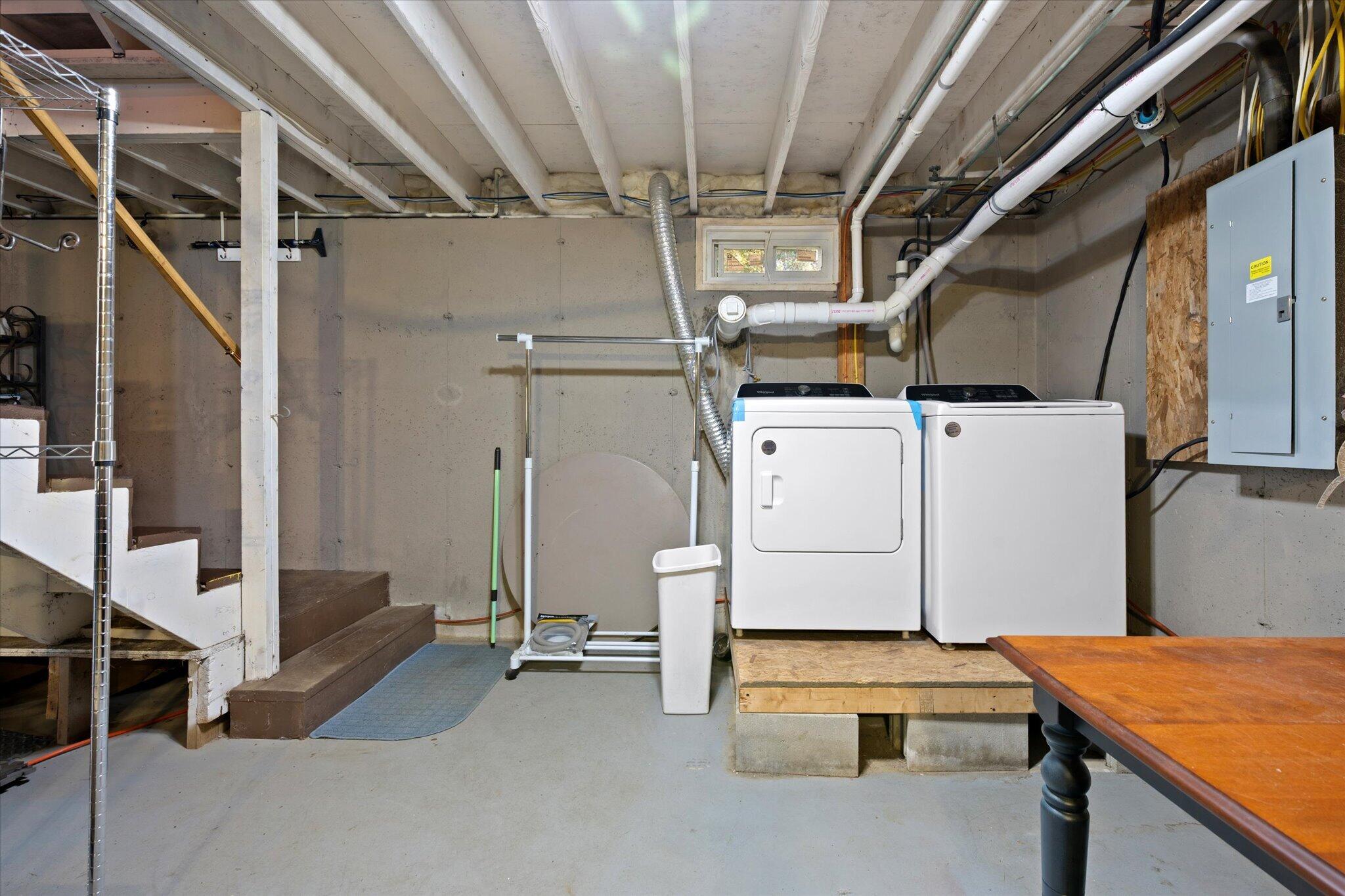 394 Jacob Buck Pond Road Bucksport, ME 04416 - Photo 30 of 47 29-Laundry