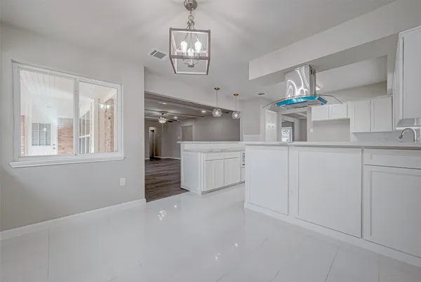 $3,500 | 5622 Valkeith Drive, Houston, TX 77096