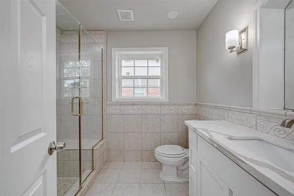 $3,500 | 5622 Valkeith Drive, Houston, TX 77096