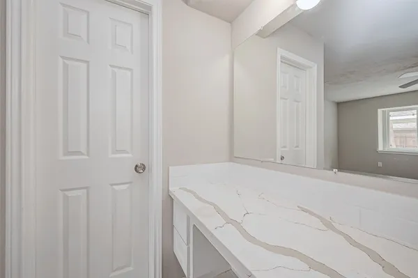 $3,500 | 5622 Valkeith Drive, Houston, TX 77096