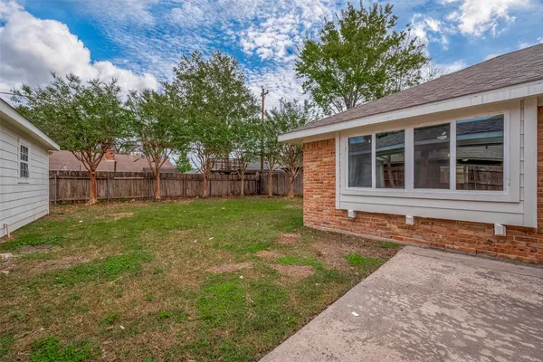 $3,500 | 5622 Valkeith Drive, Houston, TX 77096