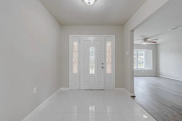 $3,500 | 5622 Valkeith Drive, Houston, TX 77096