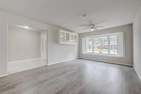 $3,500 | 5622 Valkeith Drive, Houston, TX 77096