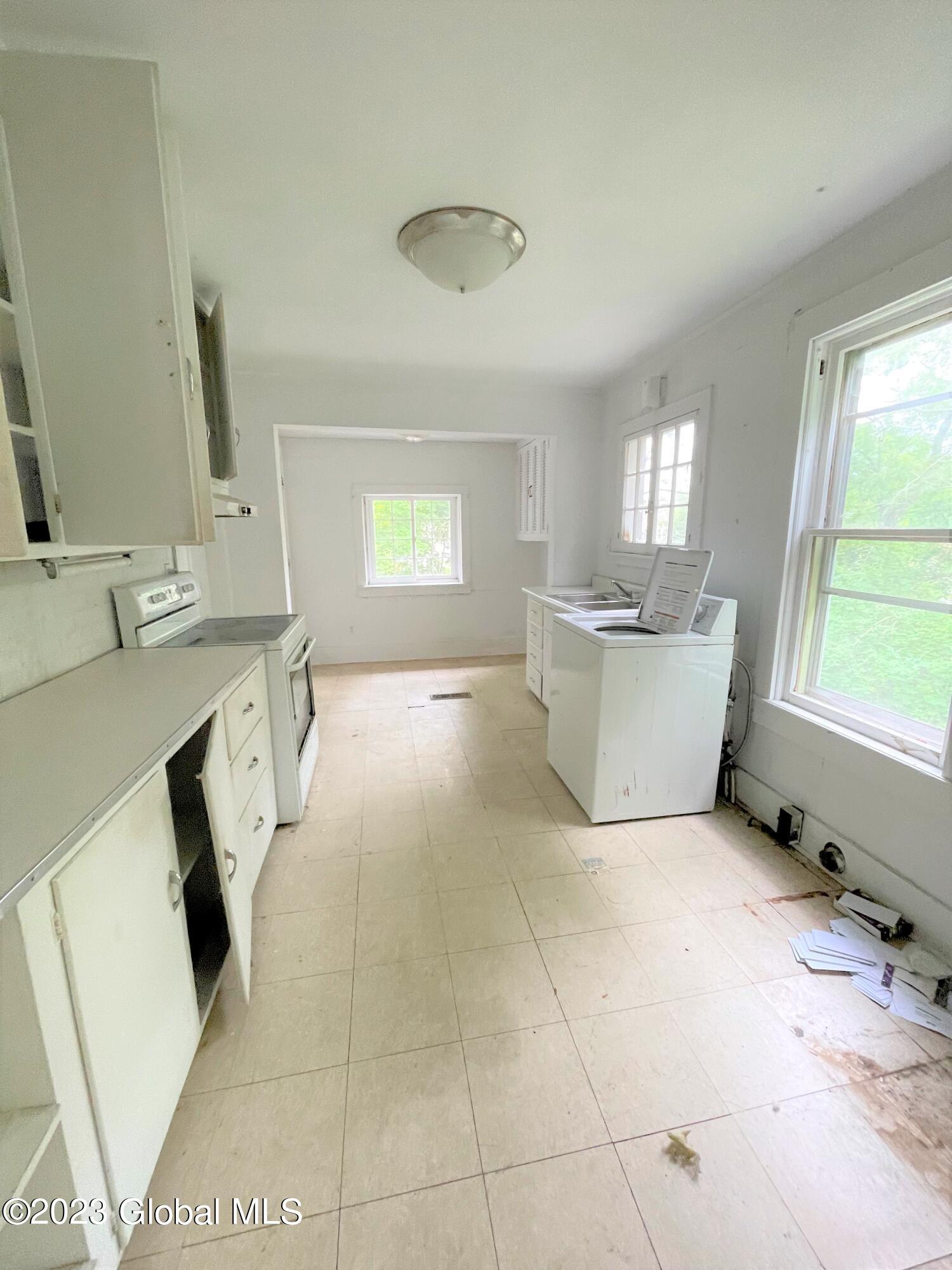7 Ridge Avenue Warrensburg, NY 12885 - Photo 4 of 15 IMG_8582