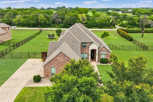 $625,000 | 139 Las Colinas Trail, Cross Roads, TX 76227