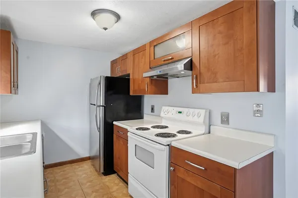 $259,900 | 53 Kristee Circle, West Warwick, RI 02893