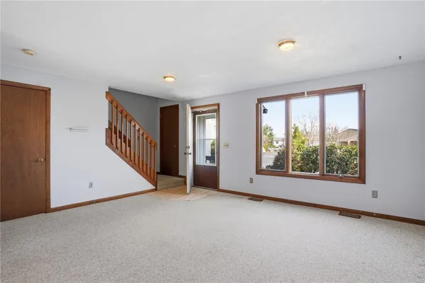 $259,900 | 53 Kristee Circle, West Warwick, RI 02893