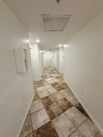 $1,750 | 2630 Southwest 28th Street, Unit 3, Miami, FL 33133