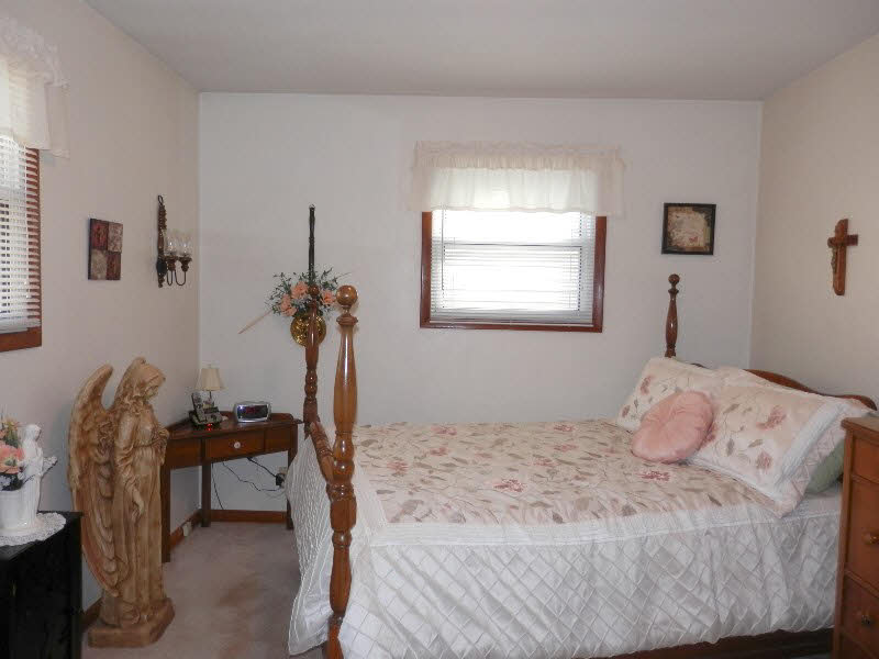1107 McCormick Street Bay City, MI 48708 - Photo 7 of 14 Gallery Image 7