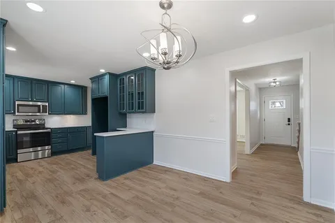 $425,000 | 8902 Mastin Street, Overland Park, KS 66212