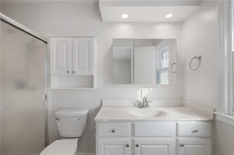 $425,000 | 8902 Mastin Street, Overland Park, KS 66212