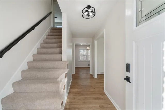 $425,000 | 8902 Mastin Street, Overland Park, KS 66212