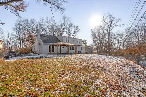 $425,000 | 8902 Mastin Street, Overland Park, KS 66212