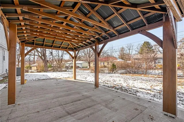 $425,000 | 8902 Mastin Street, Overland Park, KS 66212