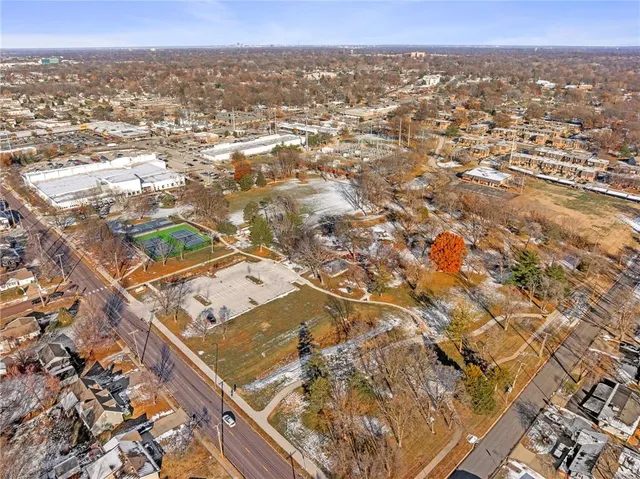 $425,000 | 8902 Mastin Street, Overland Park, KS 66212