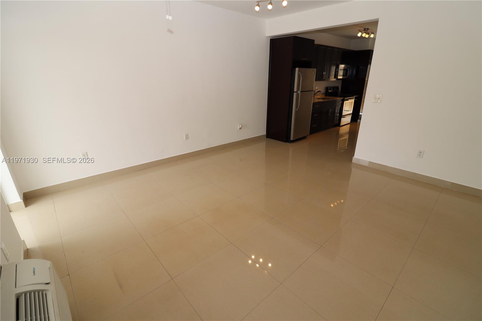 540 74th Street, Unit 10 Miami Beach, FL 33141 - Photo 16 of 27