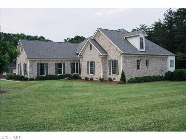 2208 Brigham Road Greensboro, NC 27409 - Photo 2 of 9 Other.