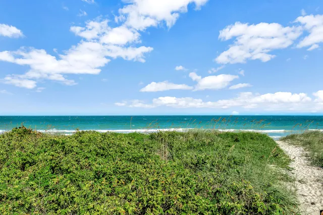 $1,259,900 | 3702 North Hwy A1A, Unit 801, Hutchinson Island, FL 34949