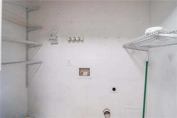 a house view with swimming pool