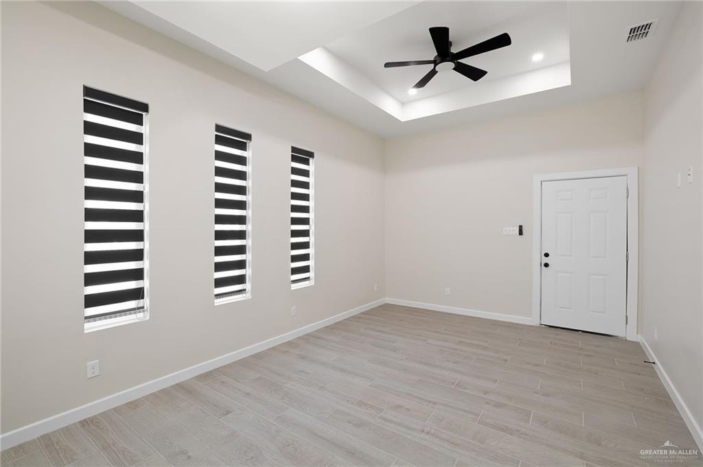 5705 Notre Dame Avenue, Unit 3 Mission, TX 78573 - Photo 3 of 17