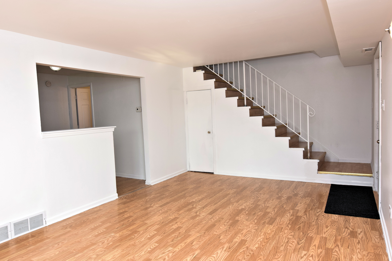 9835 South Harlem Avenue, Unit R Chicago Ridge, IL 60415 - Photo 4 of 15 Gallery Image 4