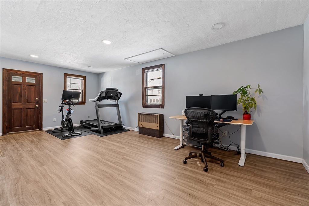35 Gleason Street Framingham, MA 01701 - Photo 7 of 17