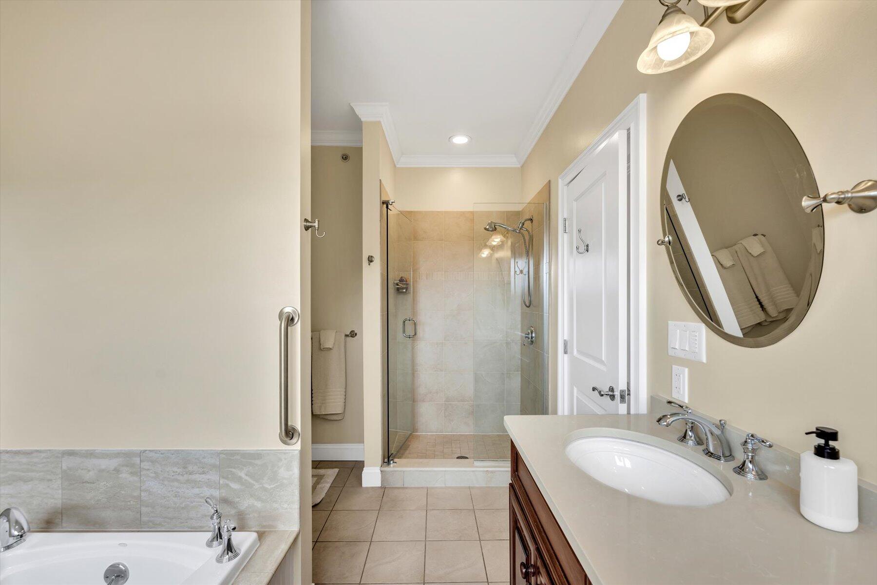 780 Craigville Beach Road, Unit 10 Centerville, MA 02632 - Photo 26 of 42 41-889A7641