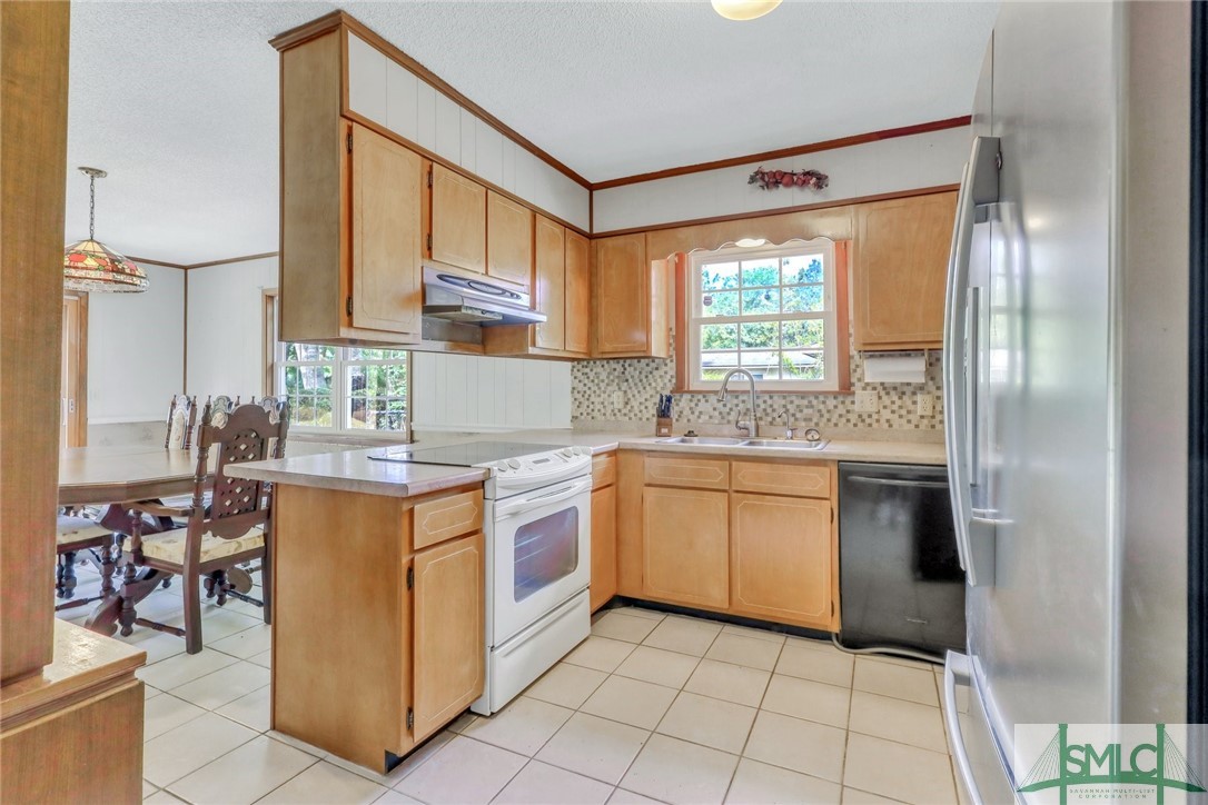 633 McDowell Road Hinesville, GA 31313 - Photo 7 of 24