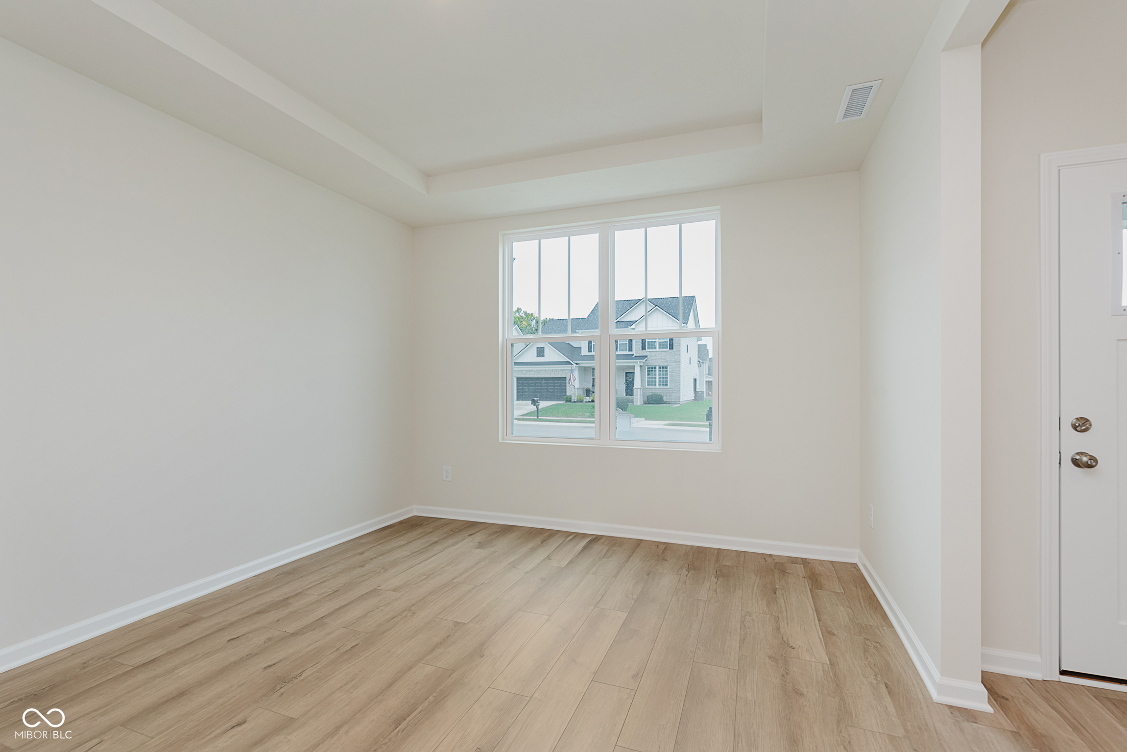 6537 Ambassador Drive Plainfield, IN 46168 - Photo 12 of 35