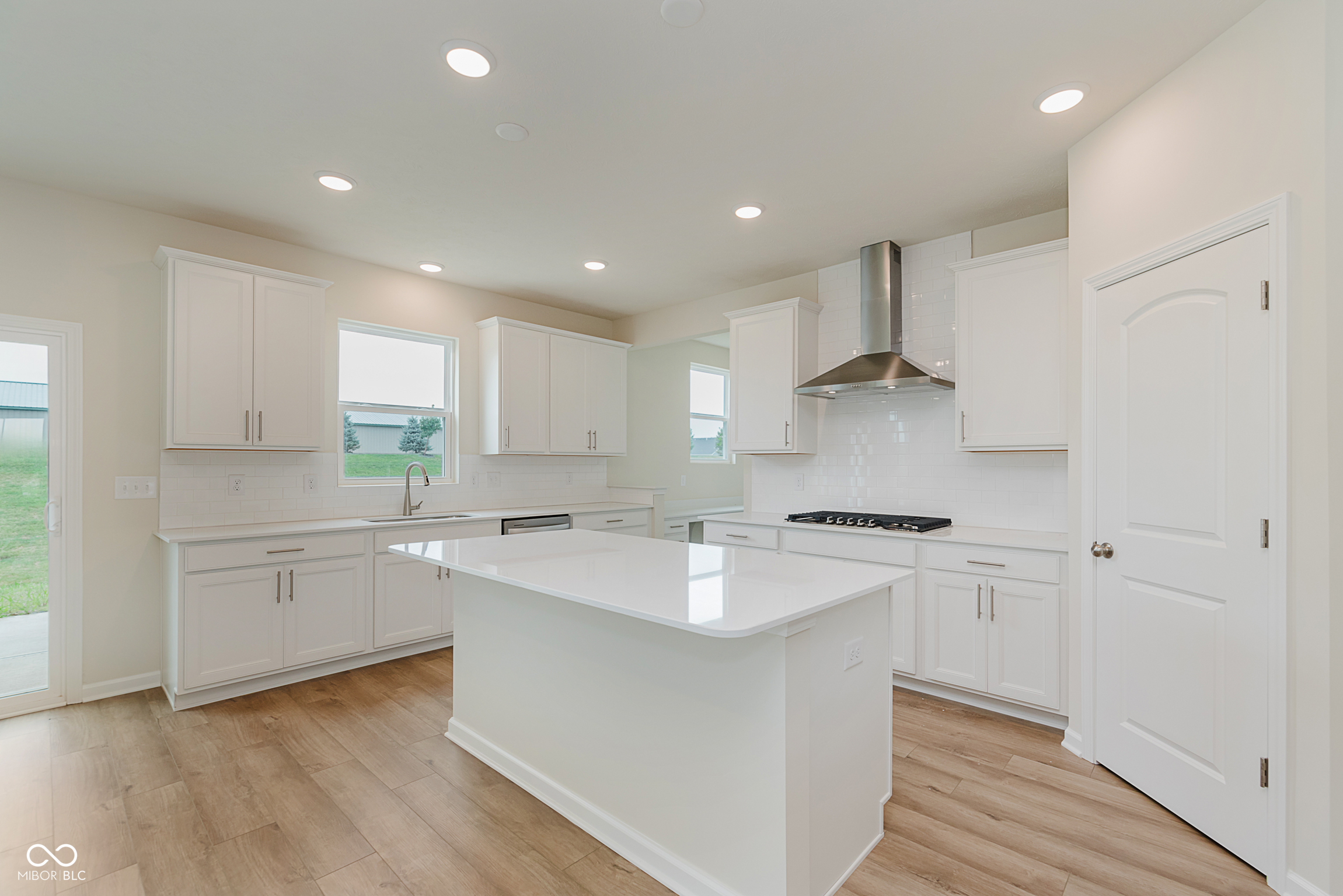 6537 Ambassador Drive Plainfield, IN 46168 - Photo 5 of 35